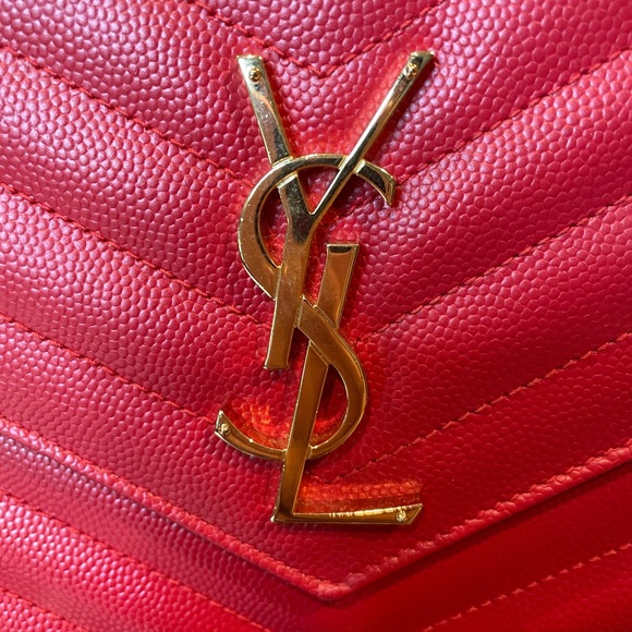 SOLD! YSL Grain de Poudre Wallet on Chain - Picture 3 of 14